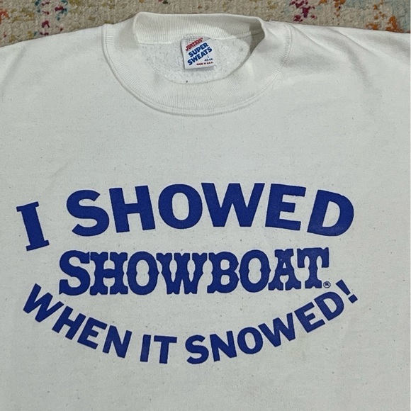 Vintage 1980s Showboat Casino Travel Tourism 80s Crweneck Pullover Sweatshirt - Picture 3 of 4